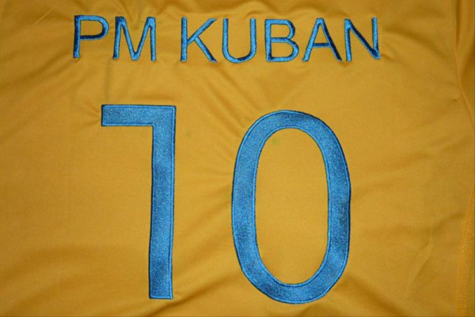 Машинная вышивка на футболке ФК Кубань 10